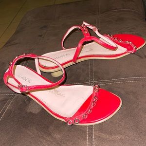 Markon Red Sandals with Kitten Heel